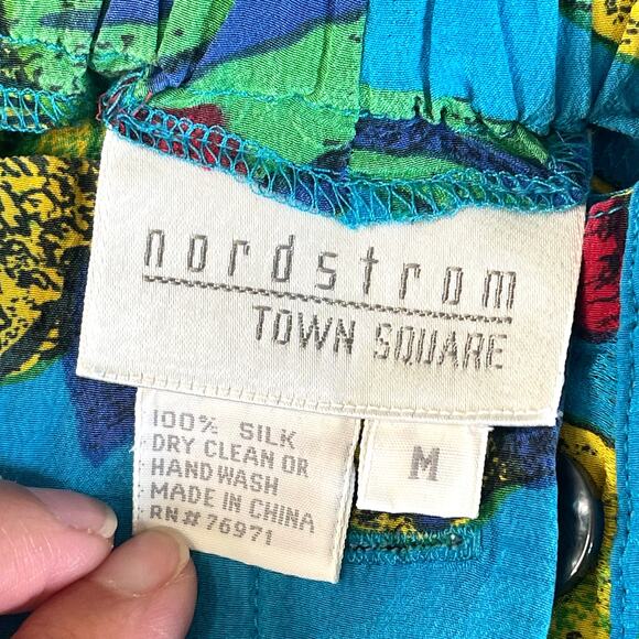 Vintage NORDSTROM High Waist Silk Fish Shorts - Picture 4 of 9